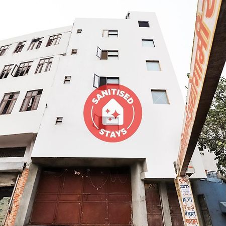 Oyo Flagship 76030 Ashok Park Metro Inn Neu-Delhi Exterior foto