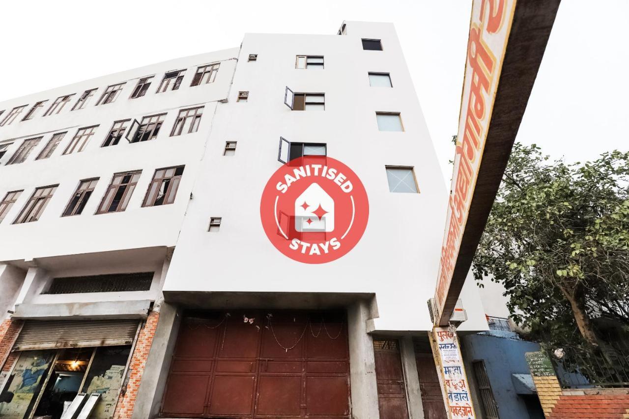 Oyo Flagship 76030 Ashok Park Metro Inn Neu-Delhi Exterior foto