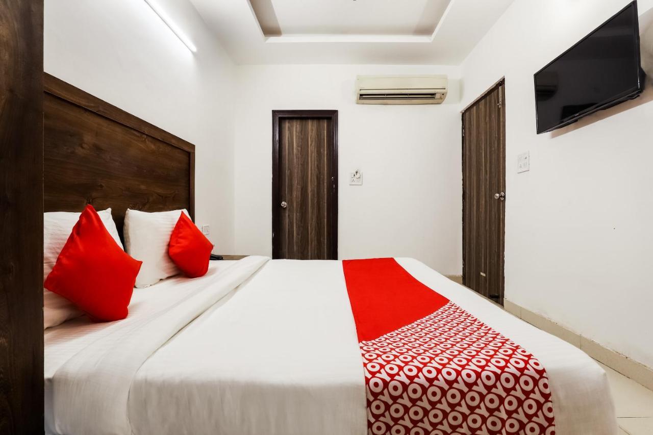 Oyo Flagship 76030 Ashok Park Metro Inn Neu-Delhi Exterior foto